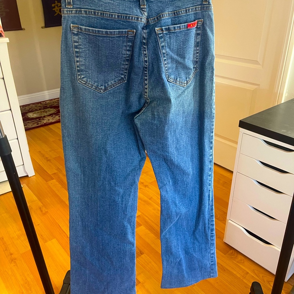 NYDJ  BOOT CUT Jeans SIZE 4